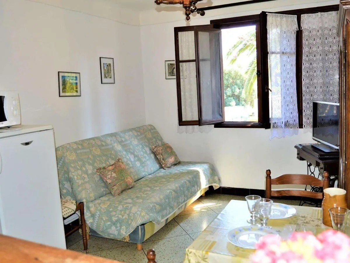아파트 Appartement 2 Pieces Avec Terrasse, Proche Plage Et Centre-Ville A Cavalaire-Sur-Mer, Parking Inclus - Fr-1-226B-19 프랑스